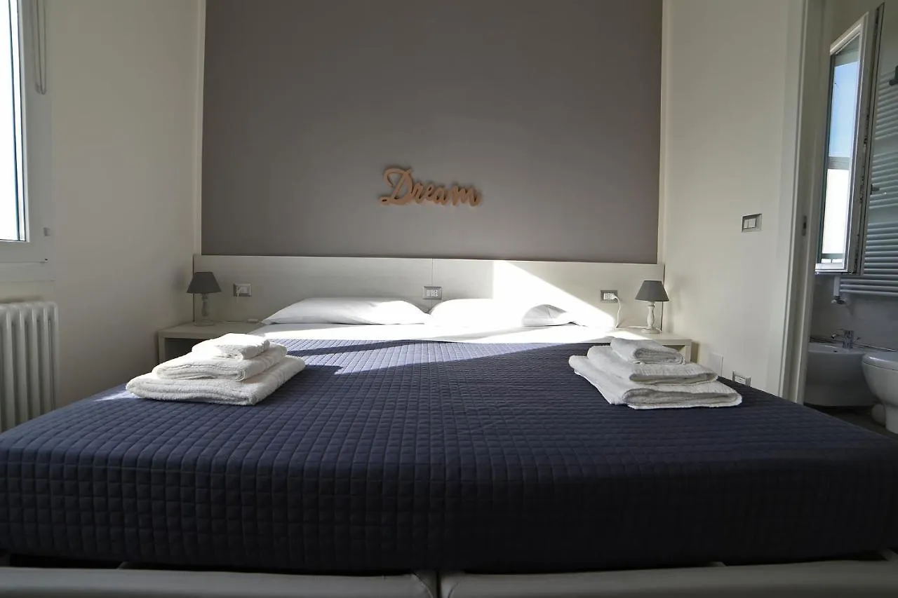 بيت ضيافة بولونيا Bianca Room & Breakfast